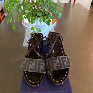 Fendi size 38.5 Sandals